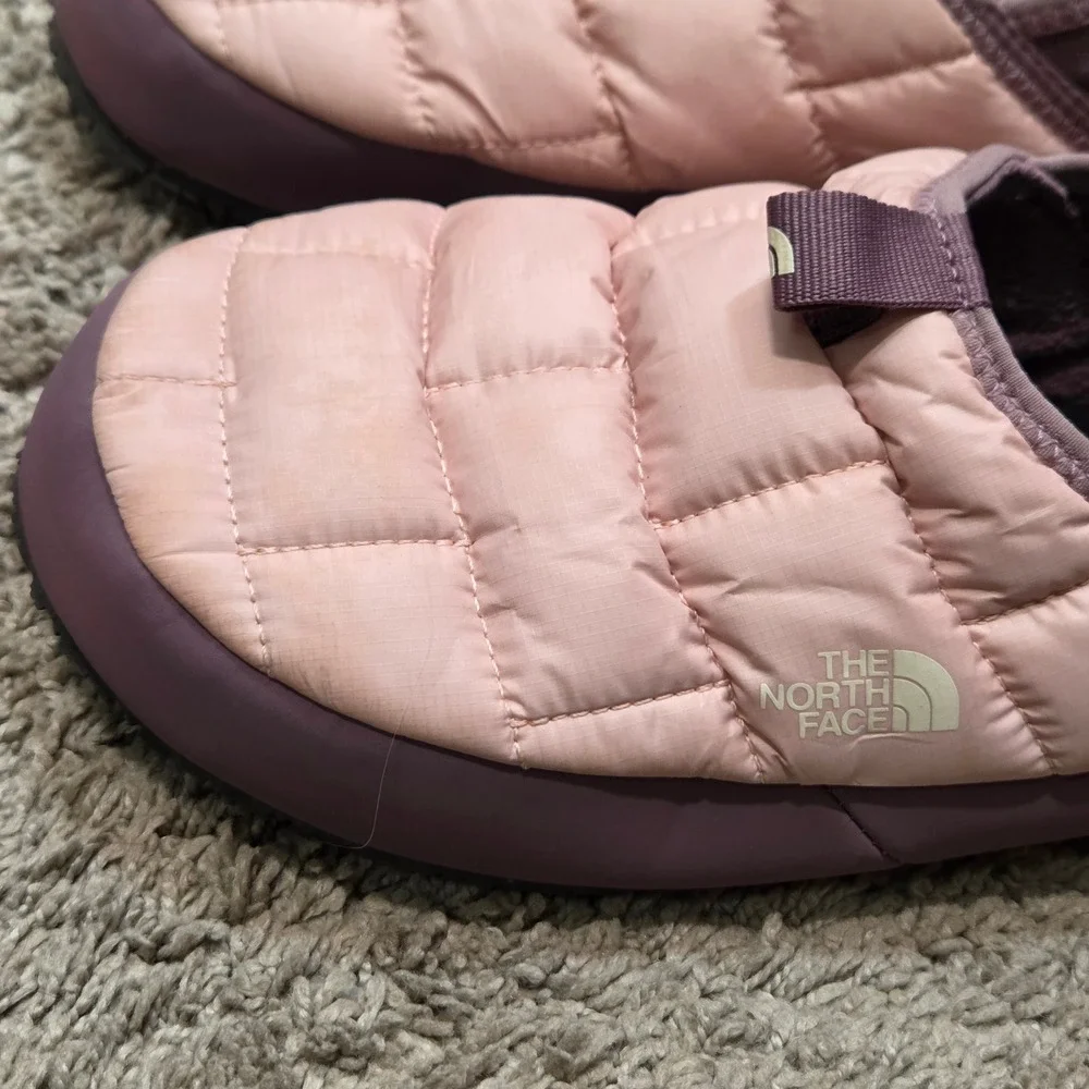 The North Face Thermoball Traction Mule II Slippers Kids Size 4 Pink Purple